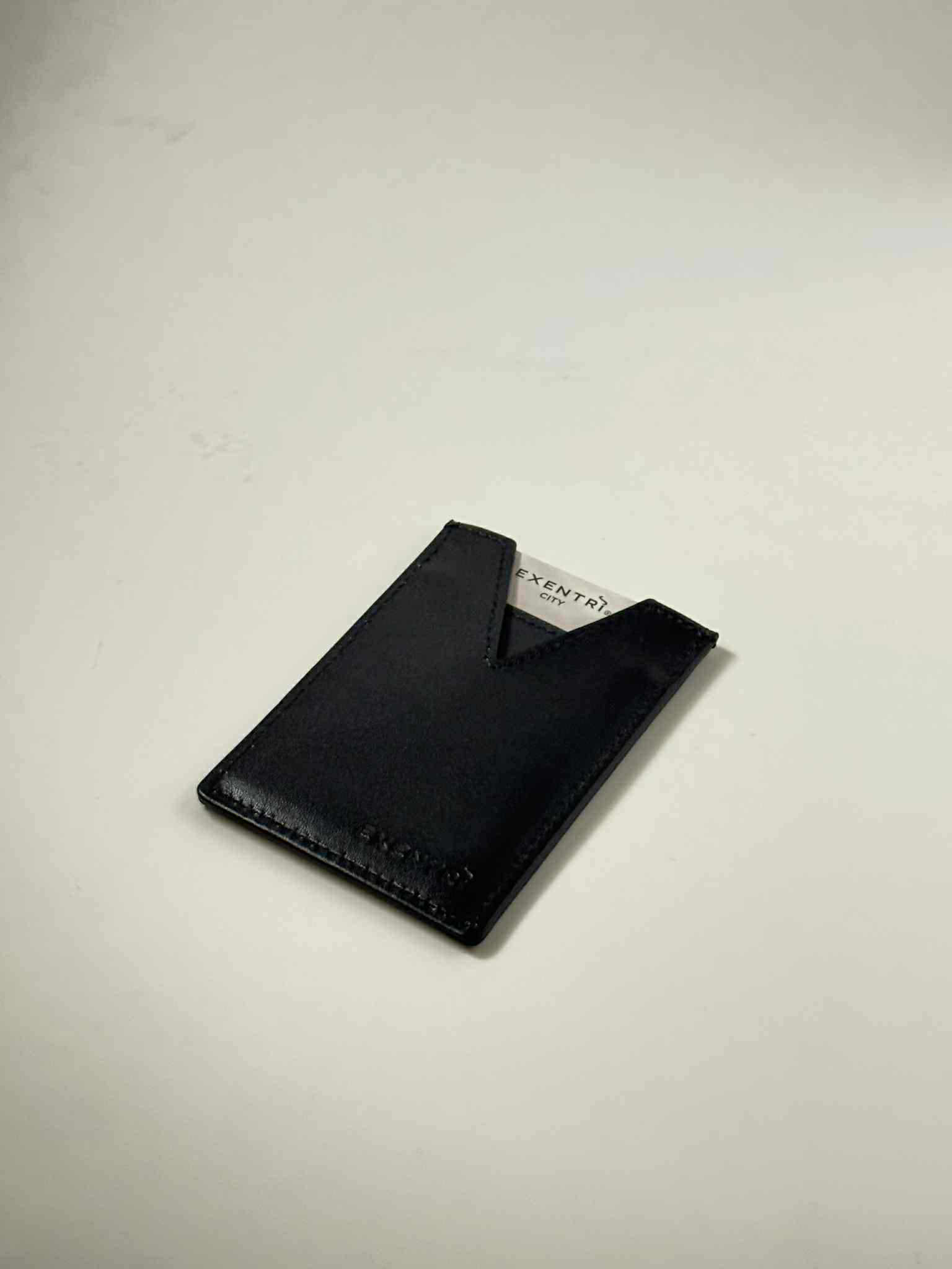 💳 Exentri City – minimalistlik nahast kaarditasku