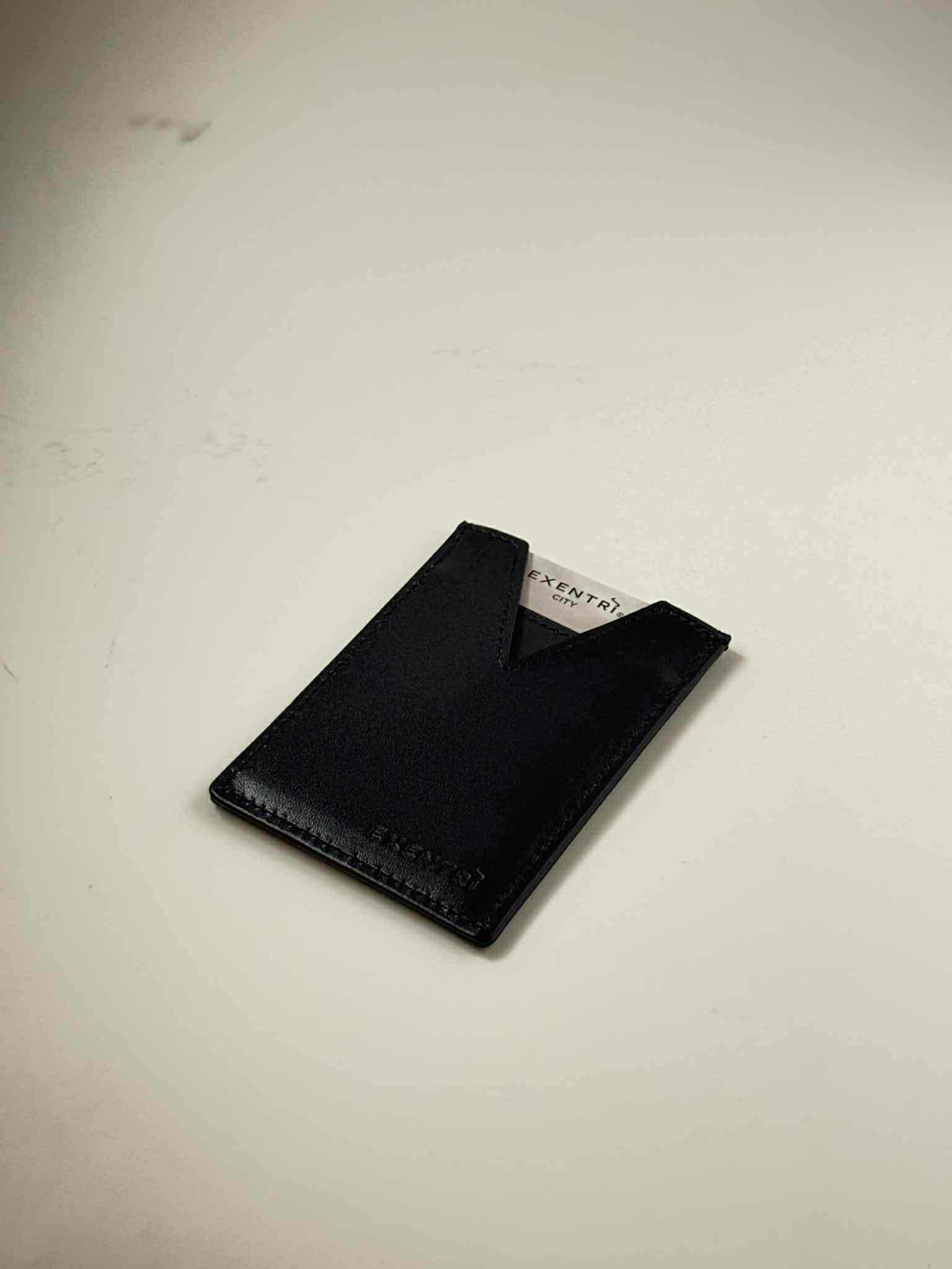 💳 Exentri City – minimalistlik nahast kaarditasku