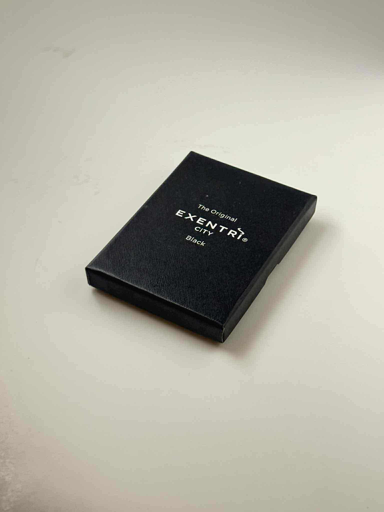 💳 Exentri City – minimalistlik nahast kaarditasku