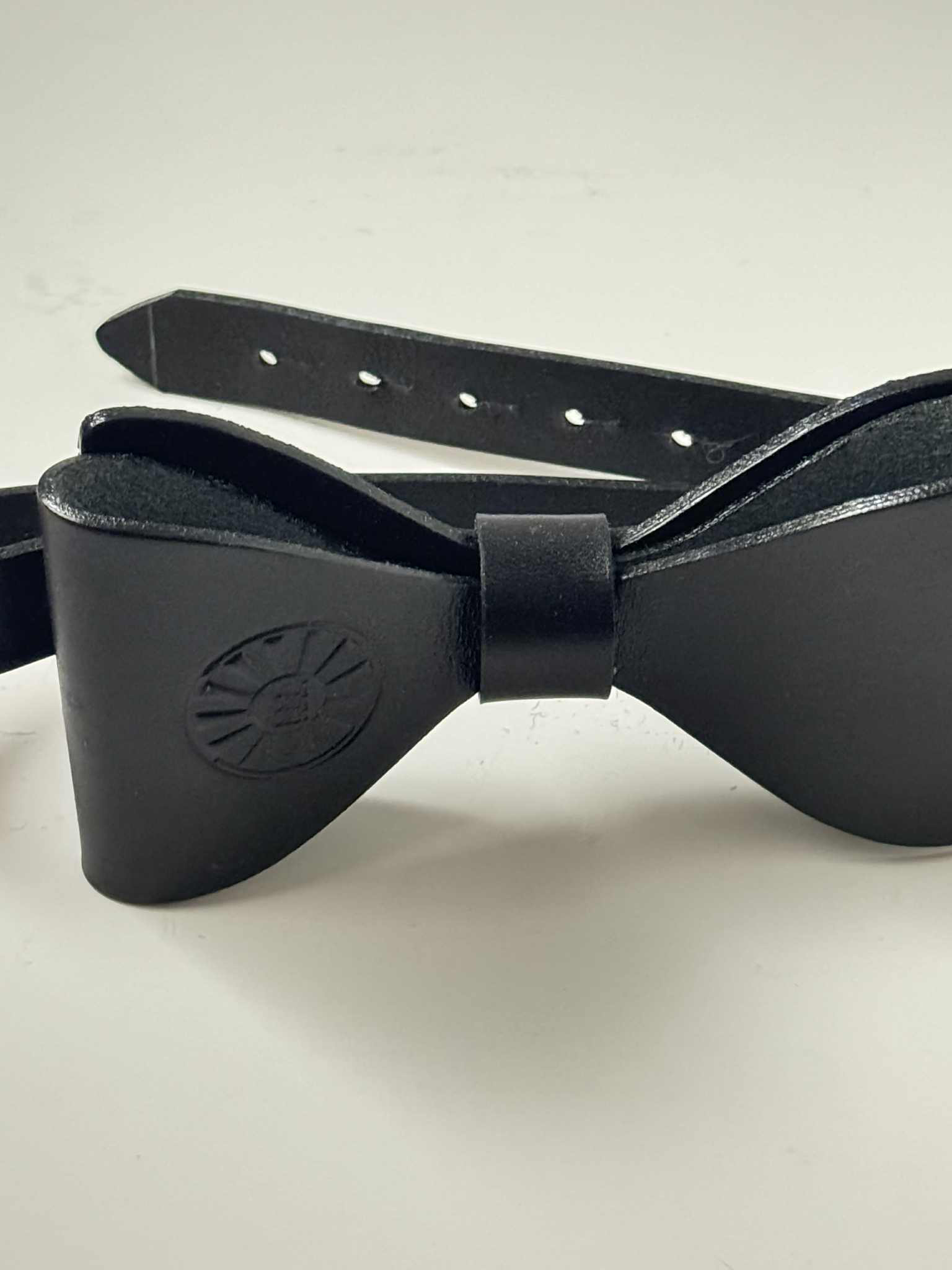 RTE Kikilips – minimalistlik nahast aksessuaar