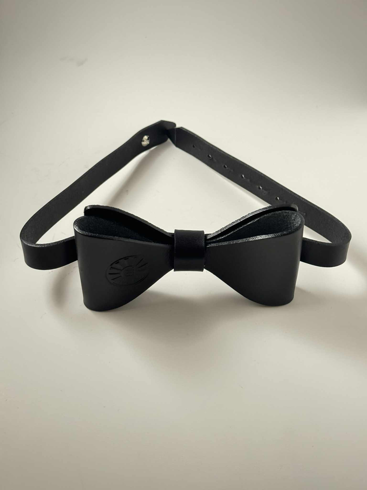 RTE Kikilips – minimalistlik nahast aksessuaar